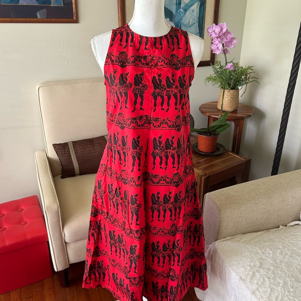 Nakeu Awai Dress